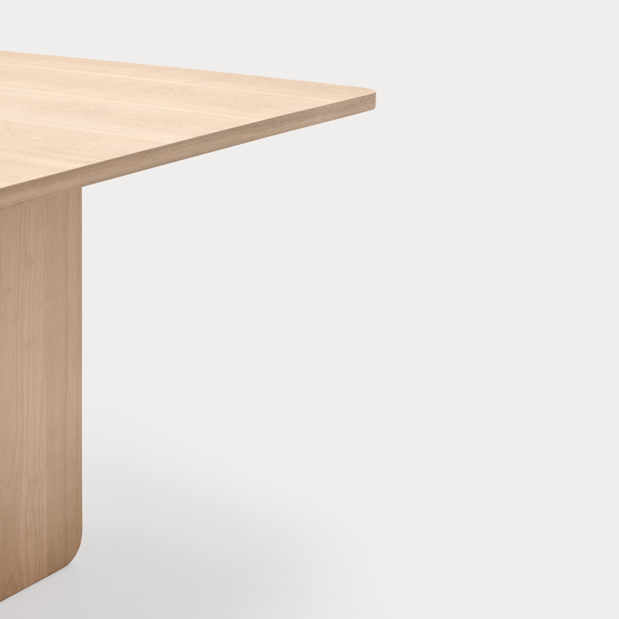 ARQ Square table light natural - detail