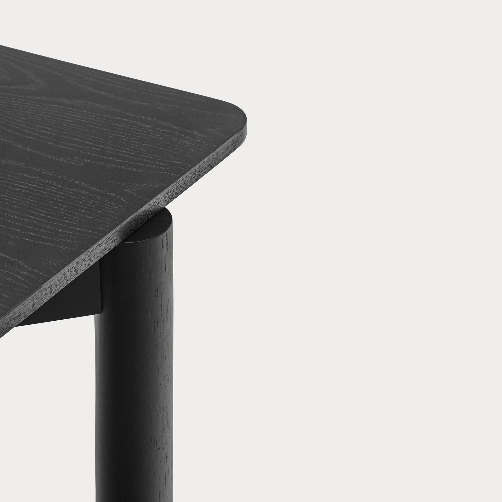 ATLAS Rectangular Extendable table black - detail