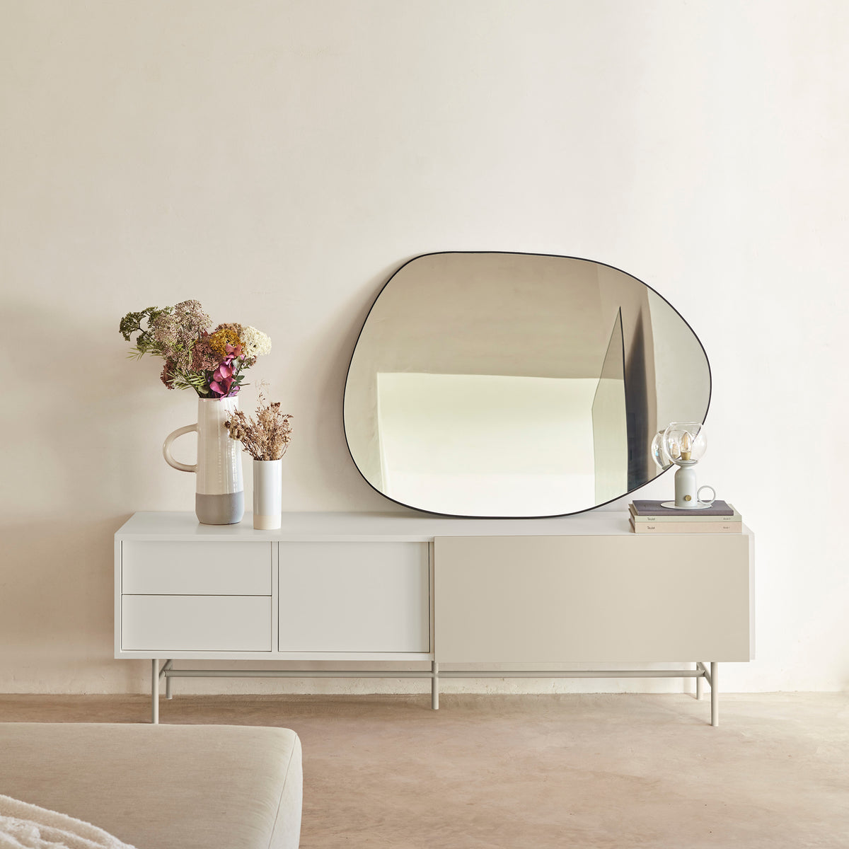 Nube Tv Cabinet