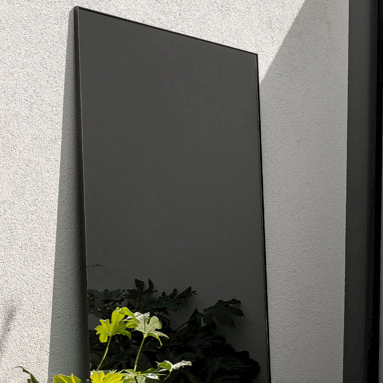 Lucka Outdoor Black XL - detail side