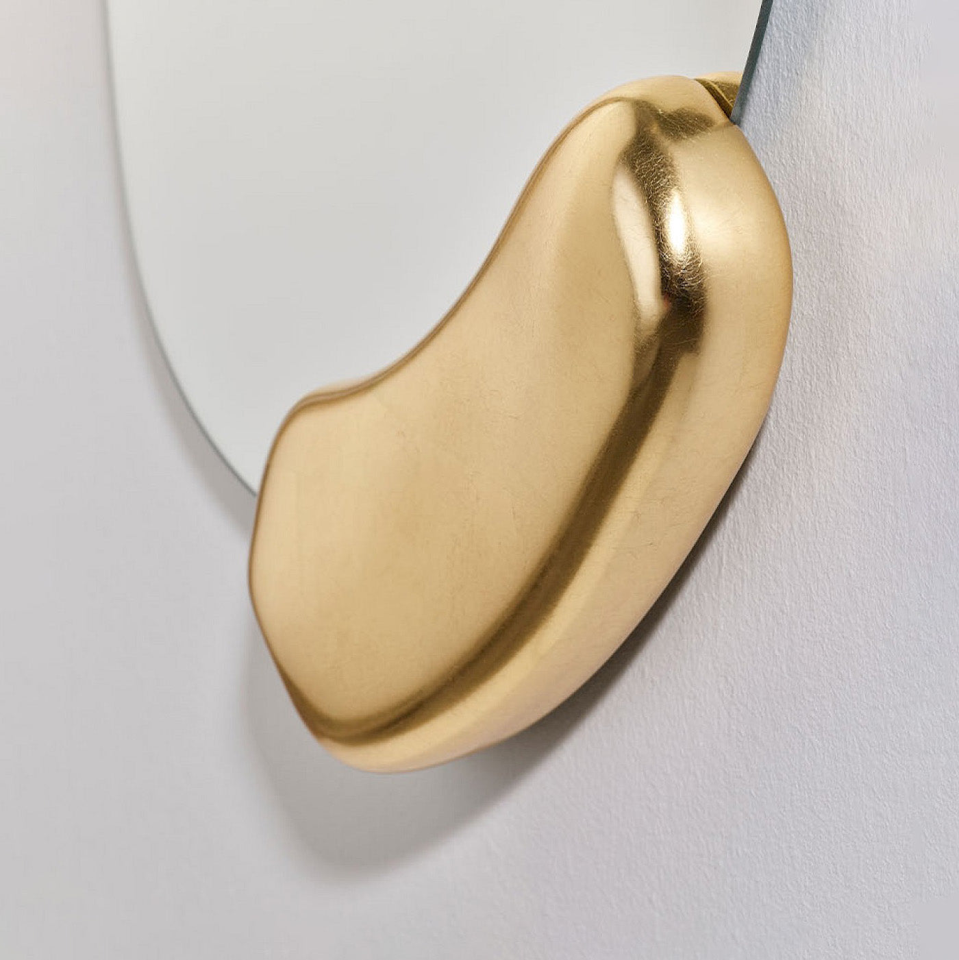 Calco Gold Hall - detail side