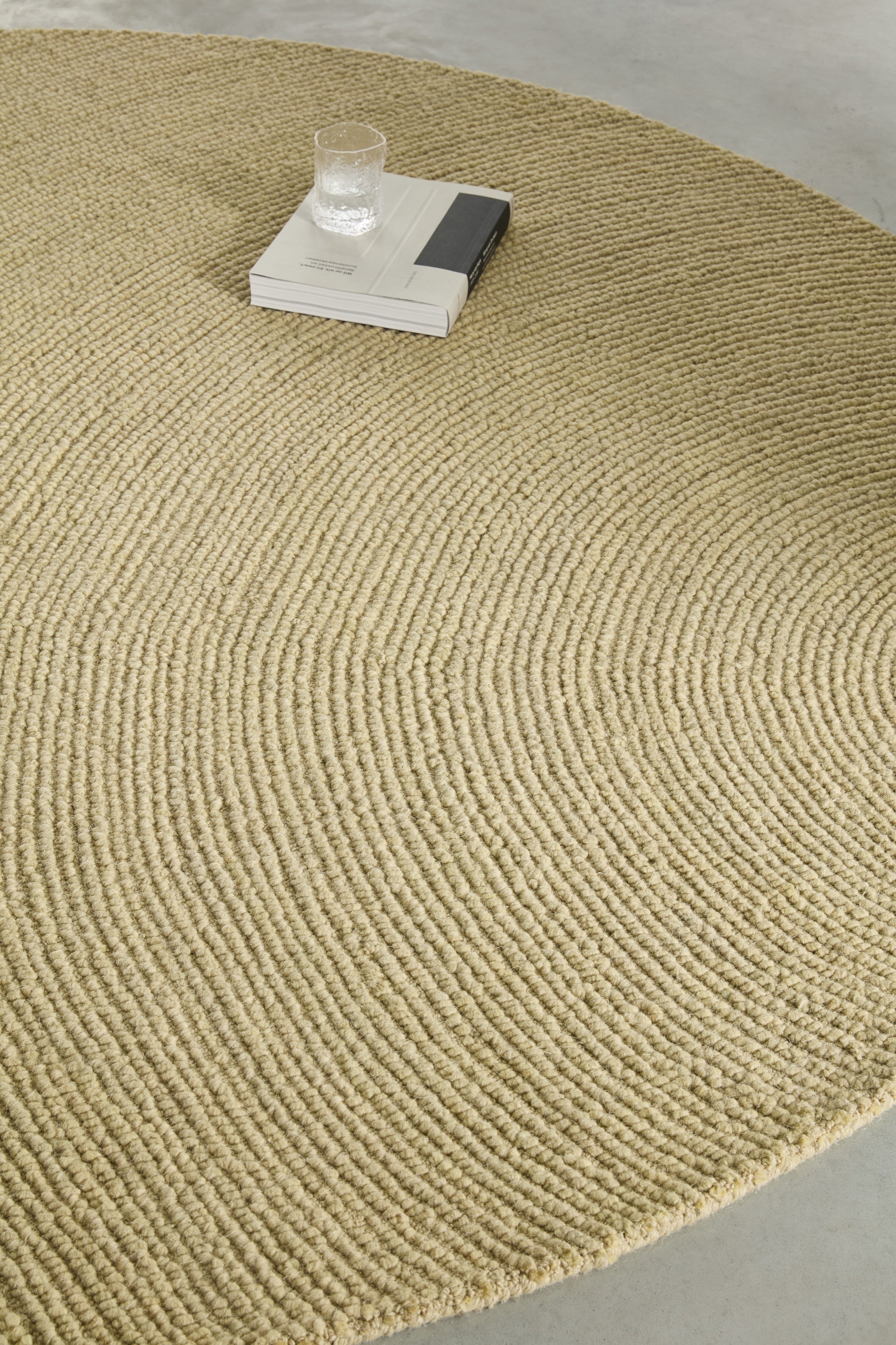 Decor Echo sand round - det