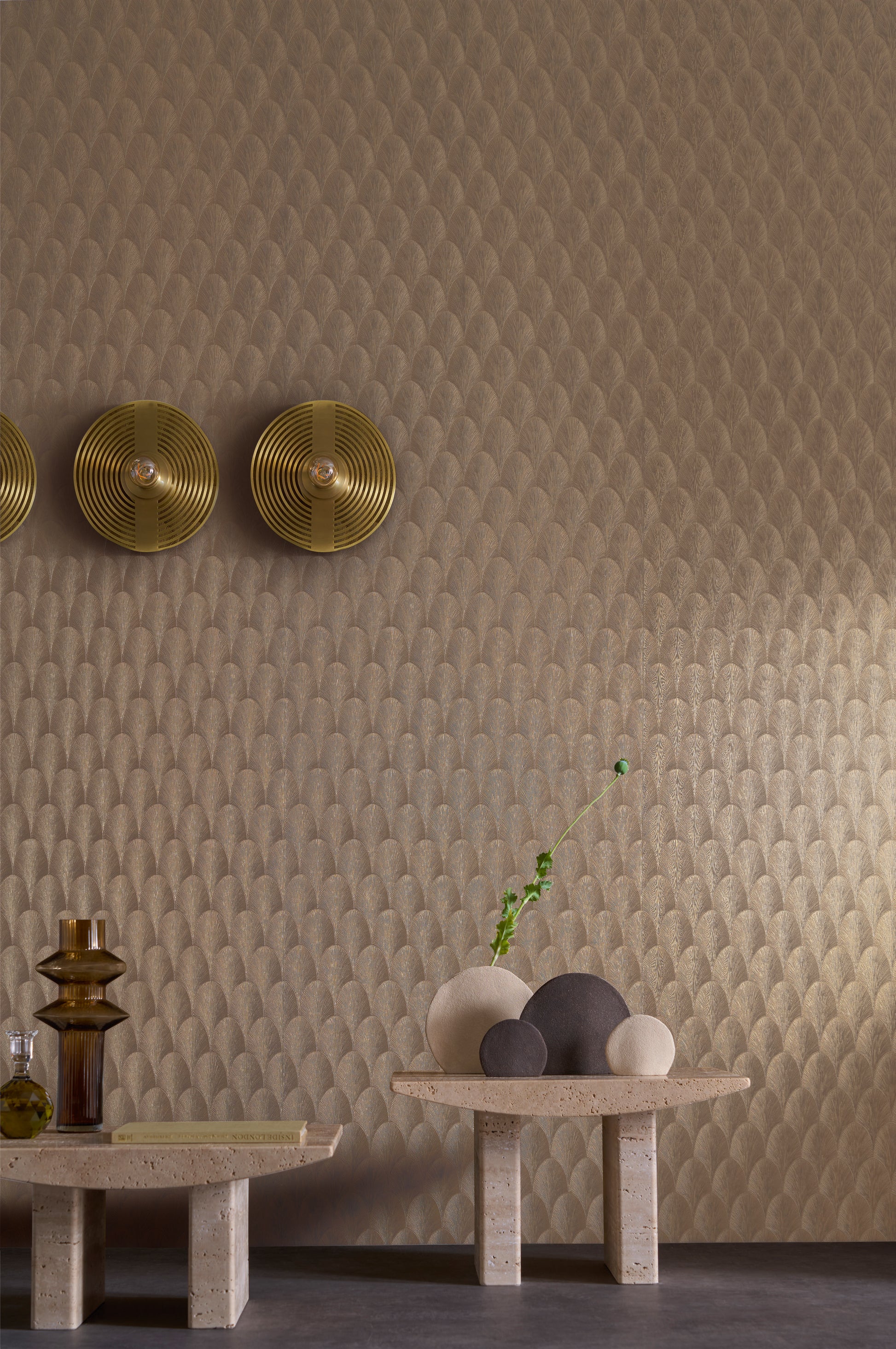 Tourmaline Taupe. Gold-life
