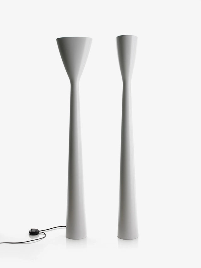 Carrara white - front