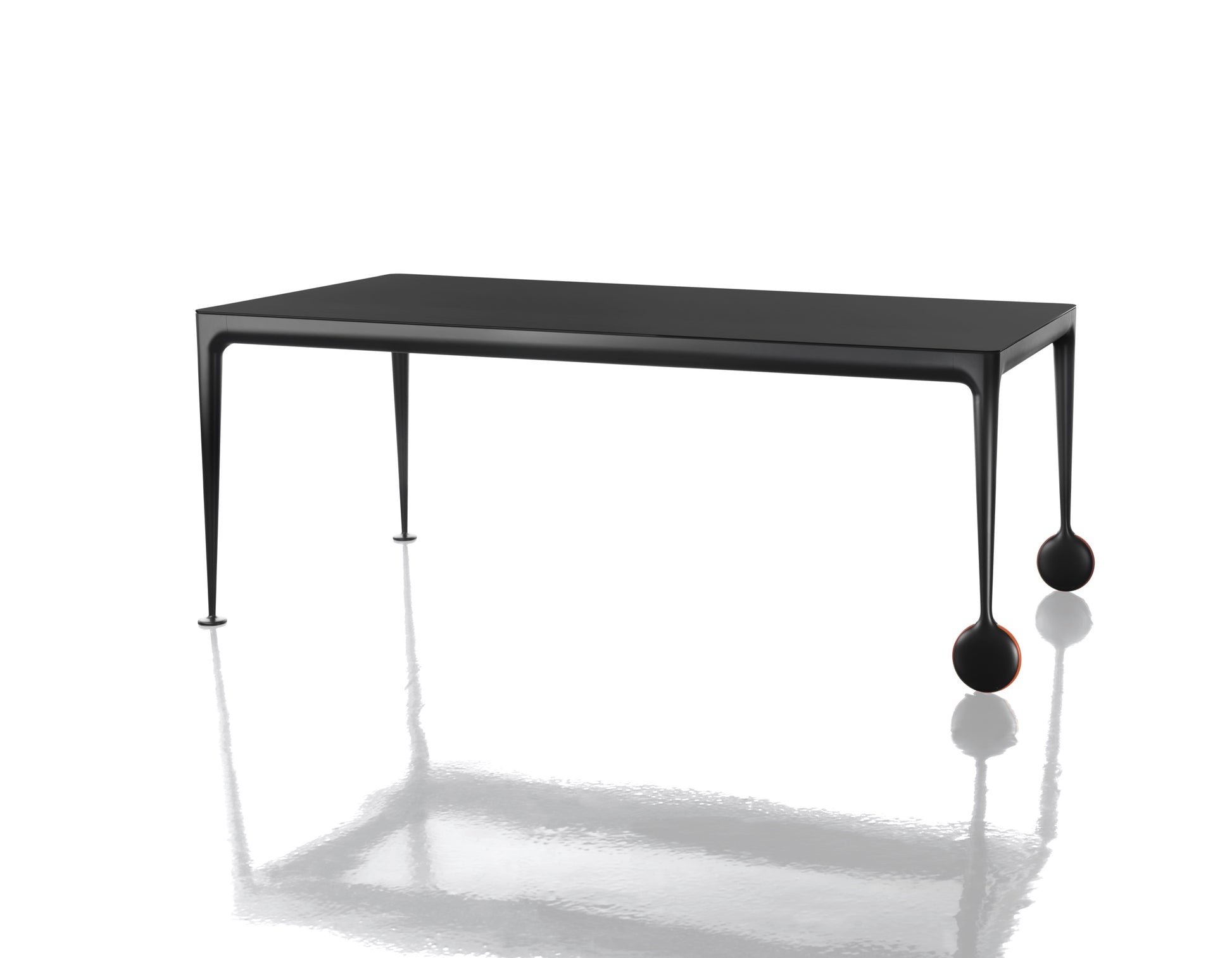Big Will table black - front