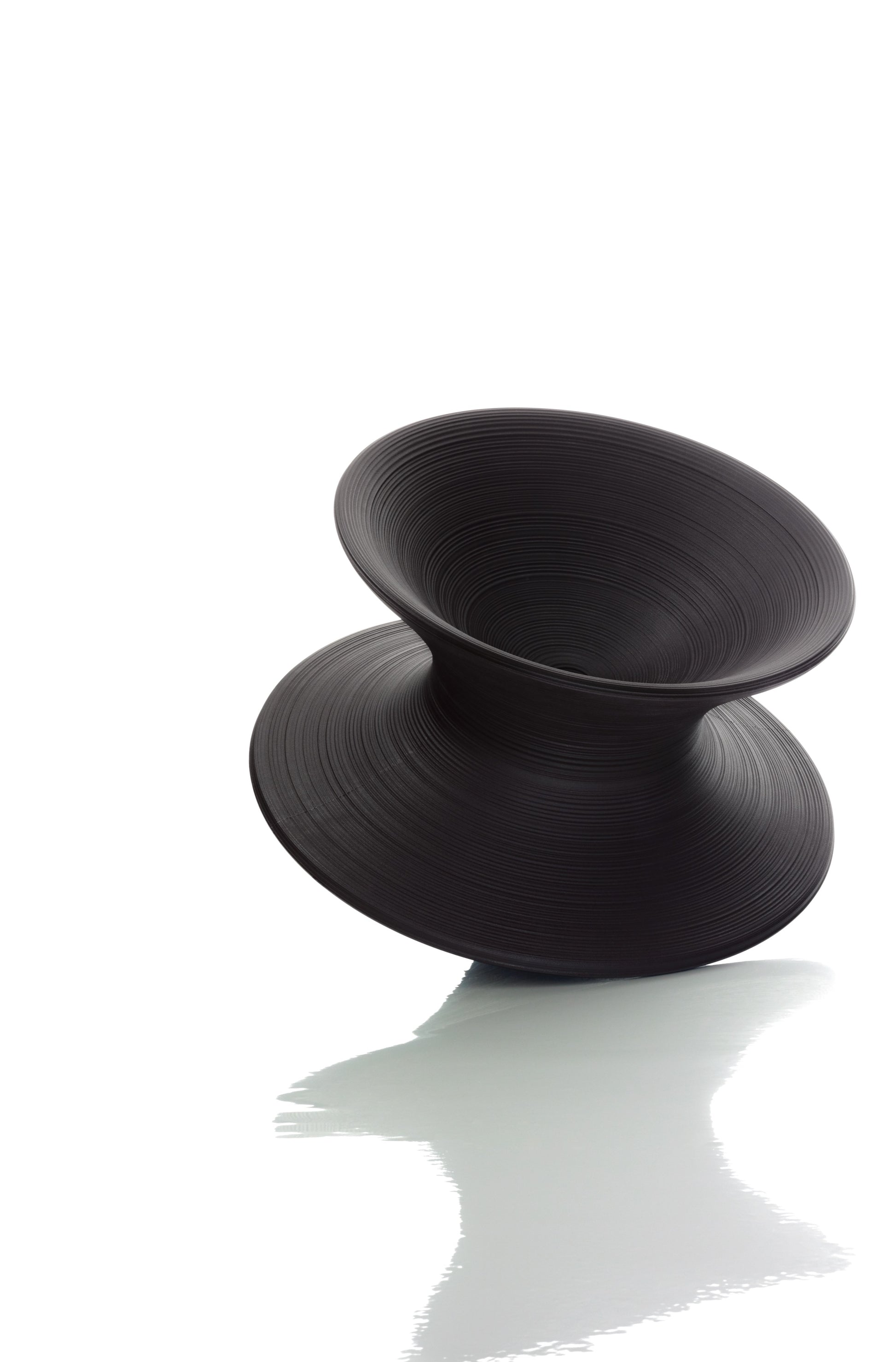 Spun armchair anthracite - front