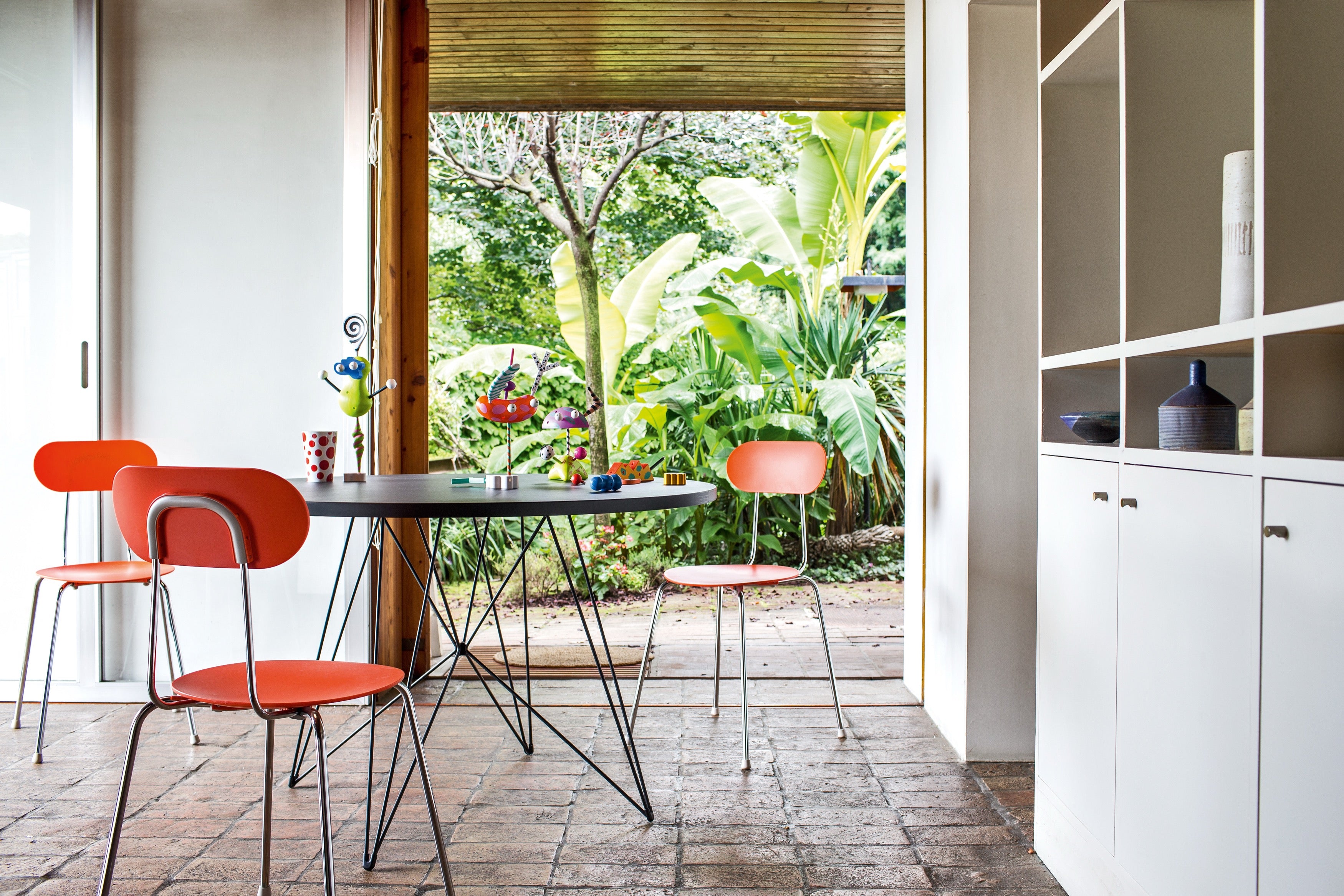Xz3 table black - lifestyle