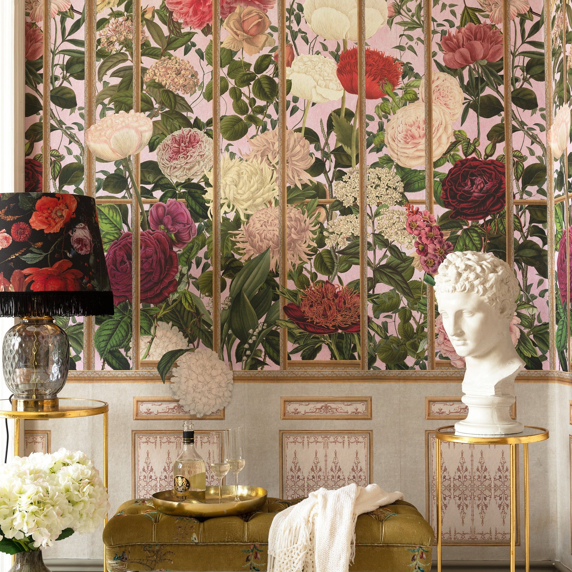 The imperial flora tapet - life