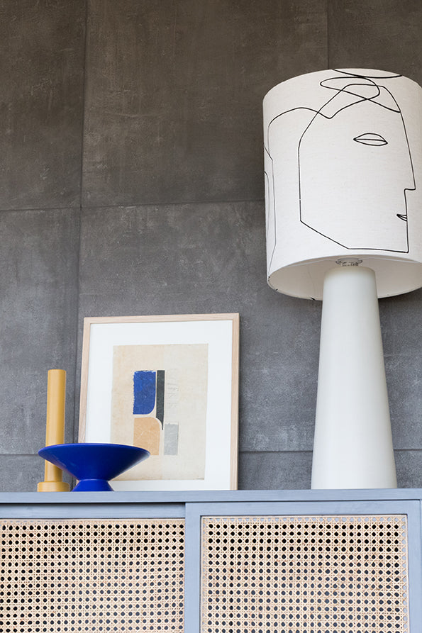Printed faces lamp shade L - ambient2